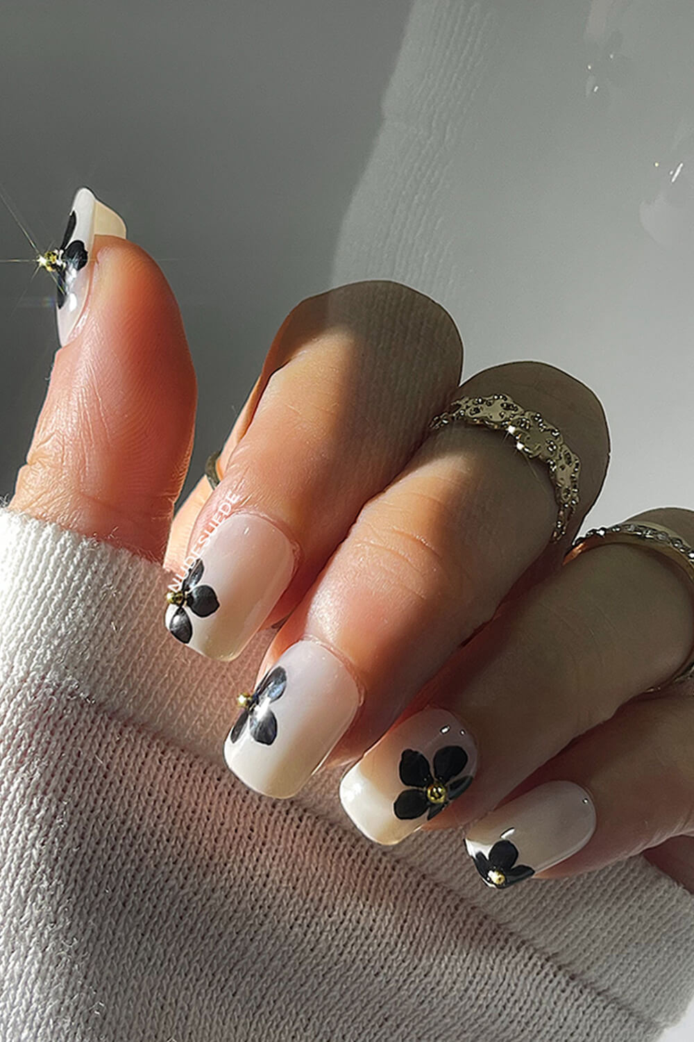Camellia Short Square Press On Manicure Nails