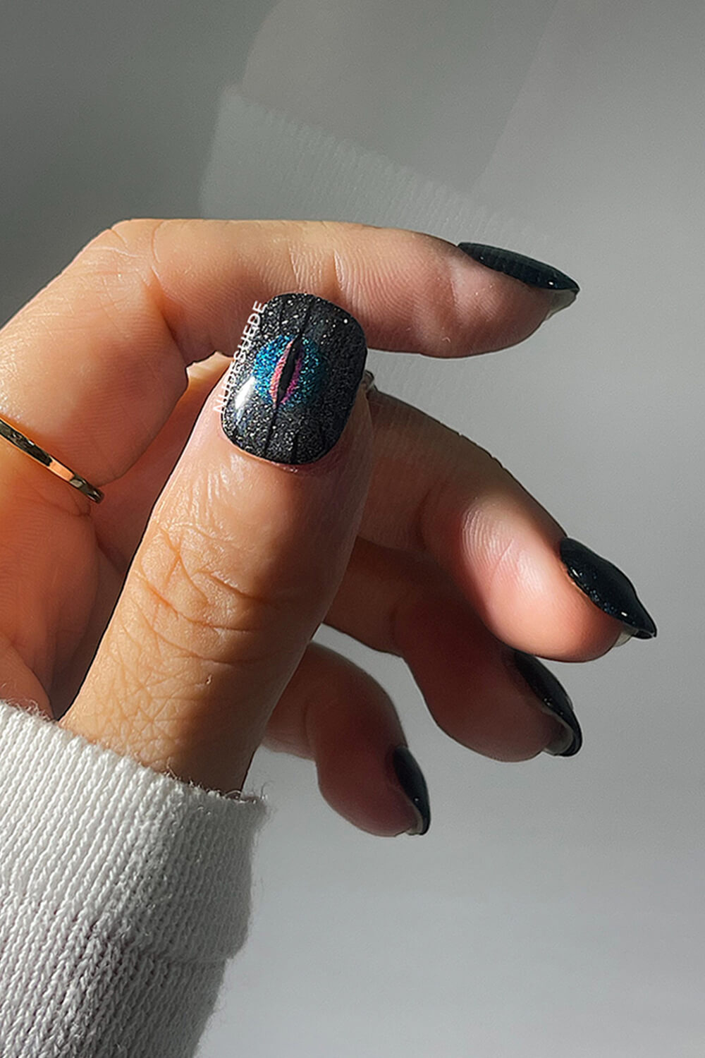Glitter Eyes Short Square Press On Manicure Nails