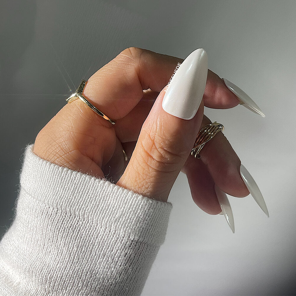 Solid White Medium Almond Press On Fake Nails