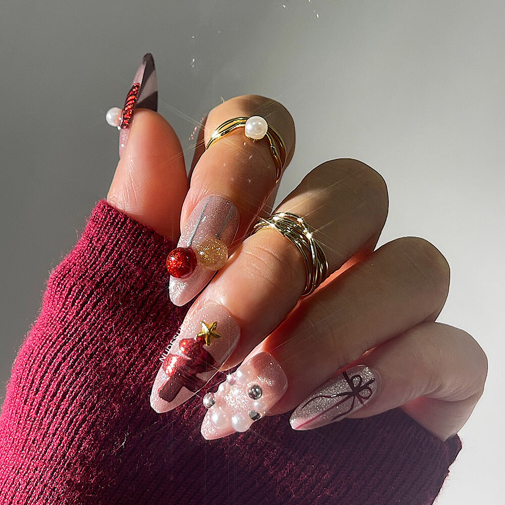 X-Mas Medium Almond Press On Nails With Pearls