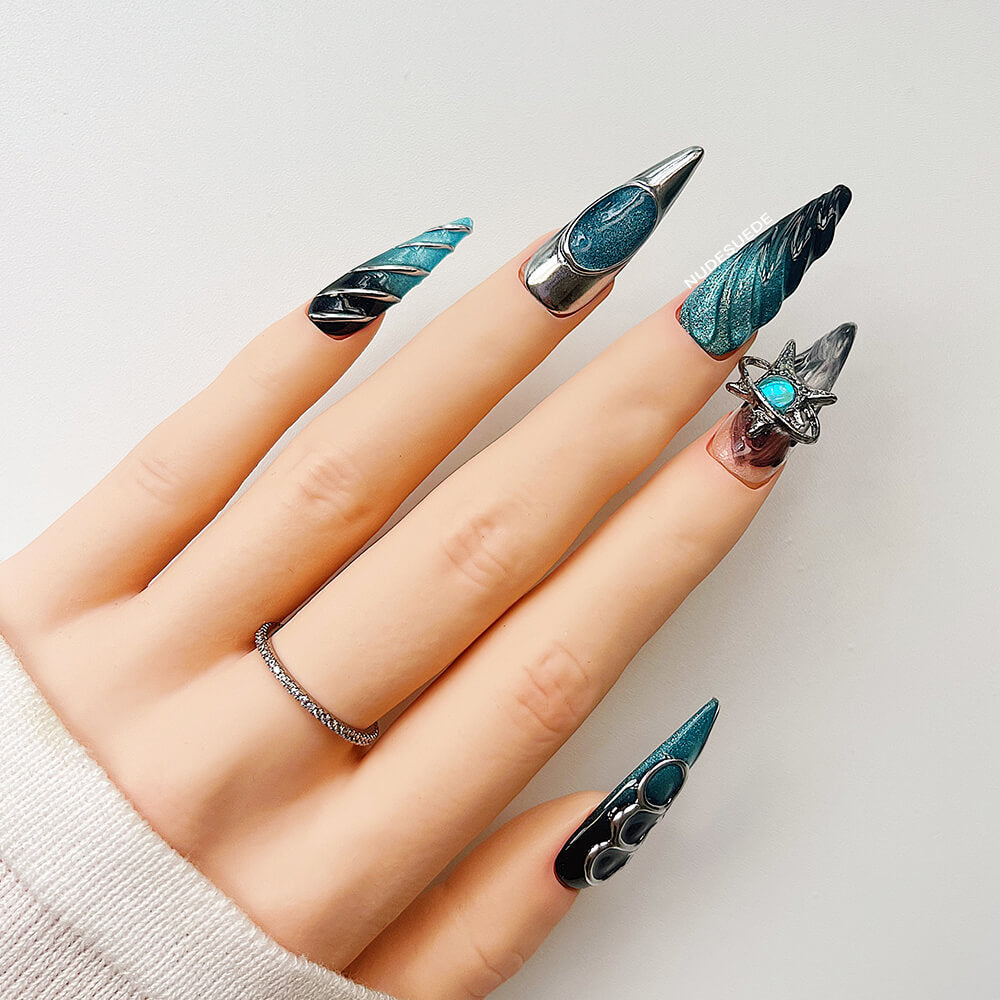Sea & Star Long Stiletto Press On Nails