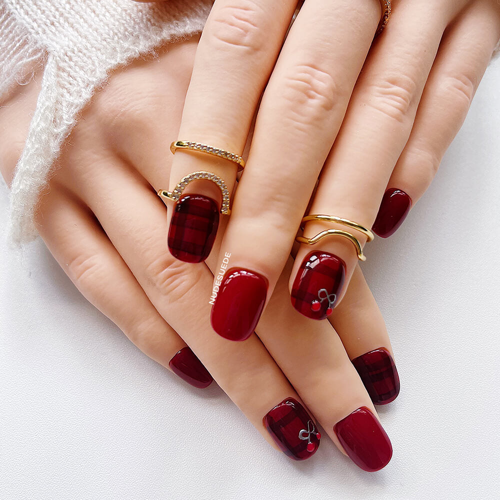 Plaid Puppy Short Square Press On Manicure Nails