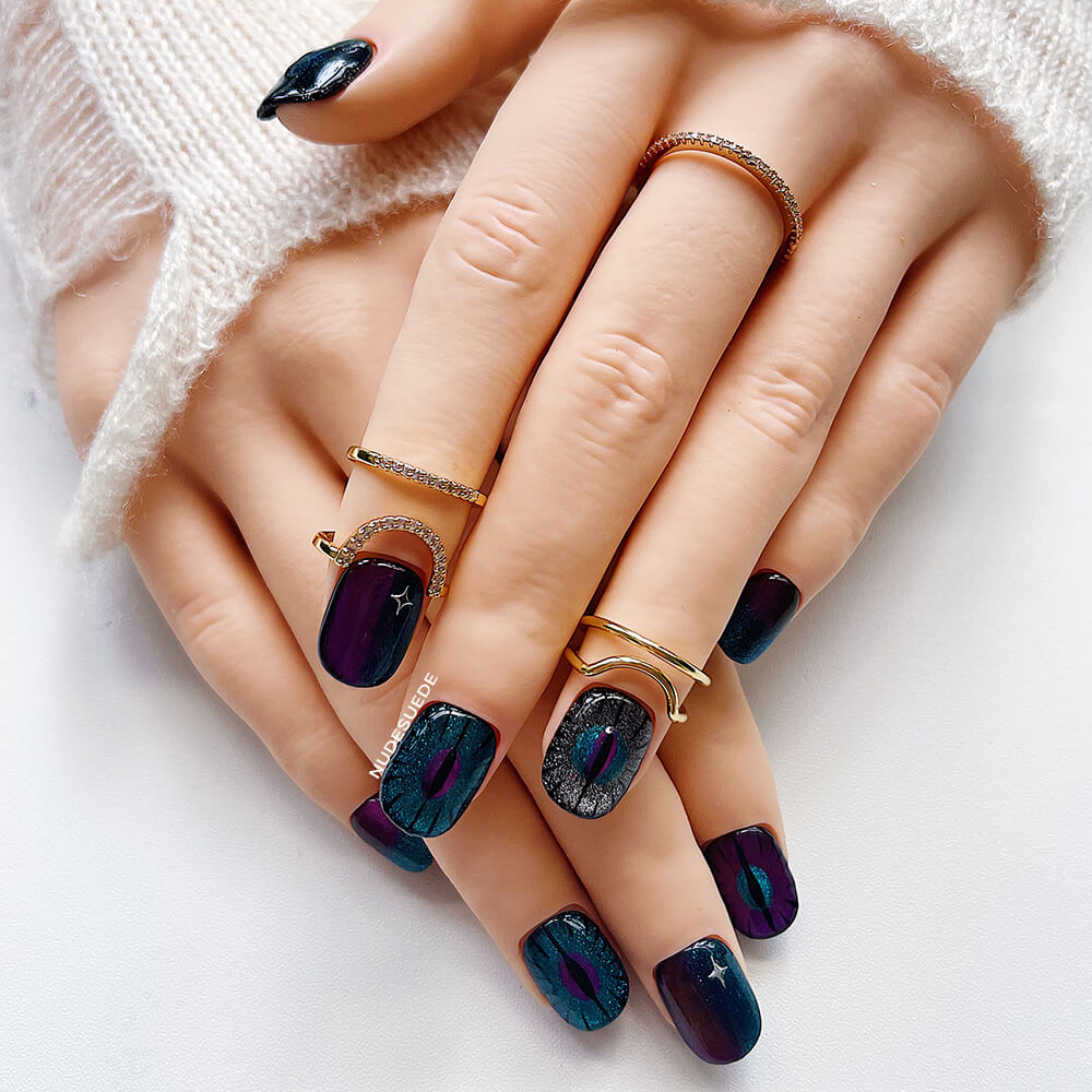 Glitter Eyes Short Square Press On Manicure Nails