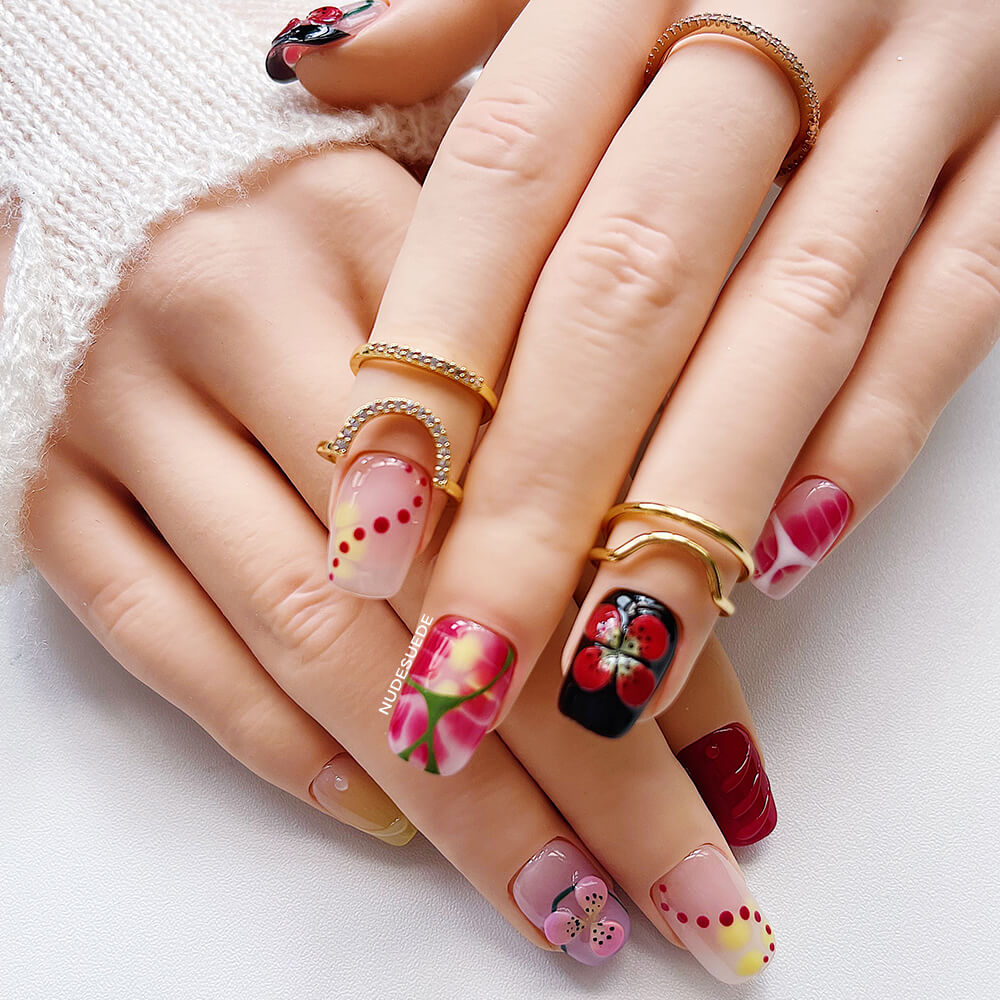 Floral Short Square Press On Manicure Nails