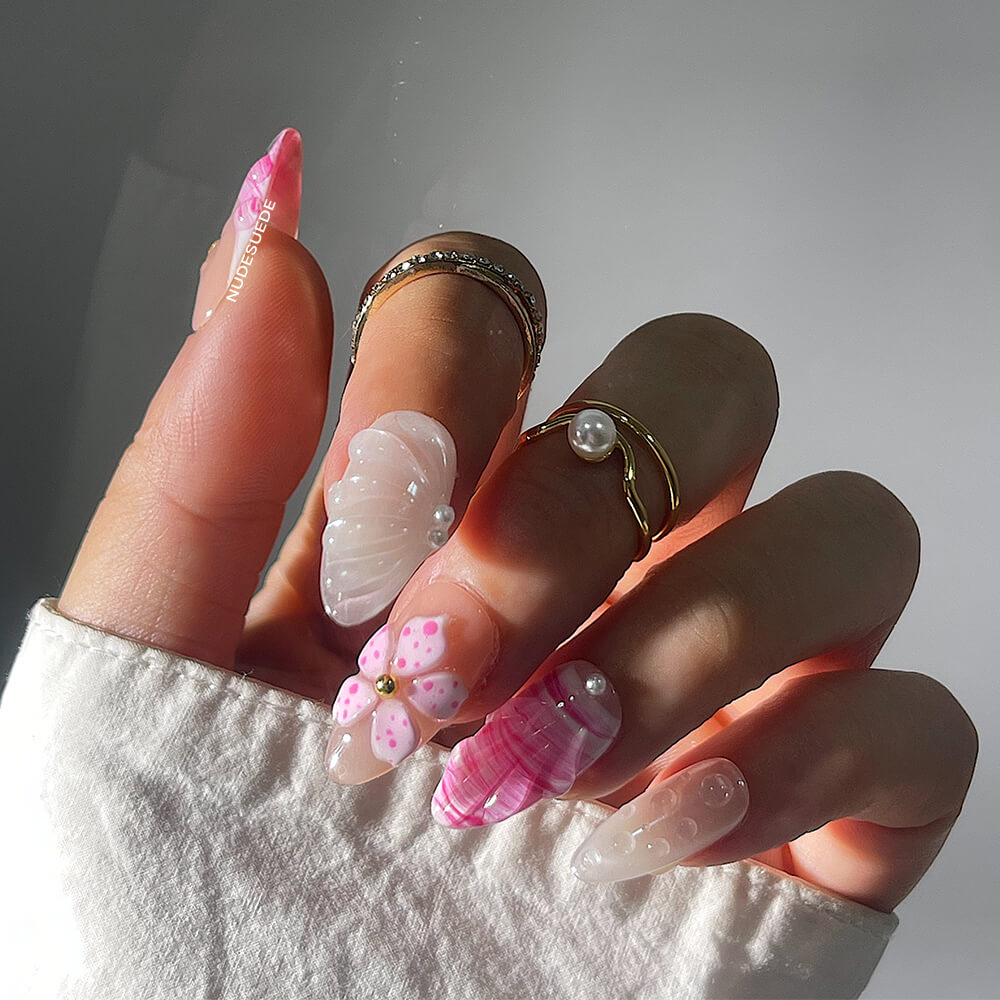Seashell Medium Almond Press On Manicure Nails