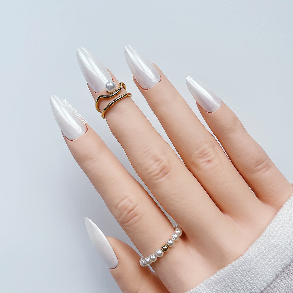 Solid White Medium Almond Press On Fake Nails