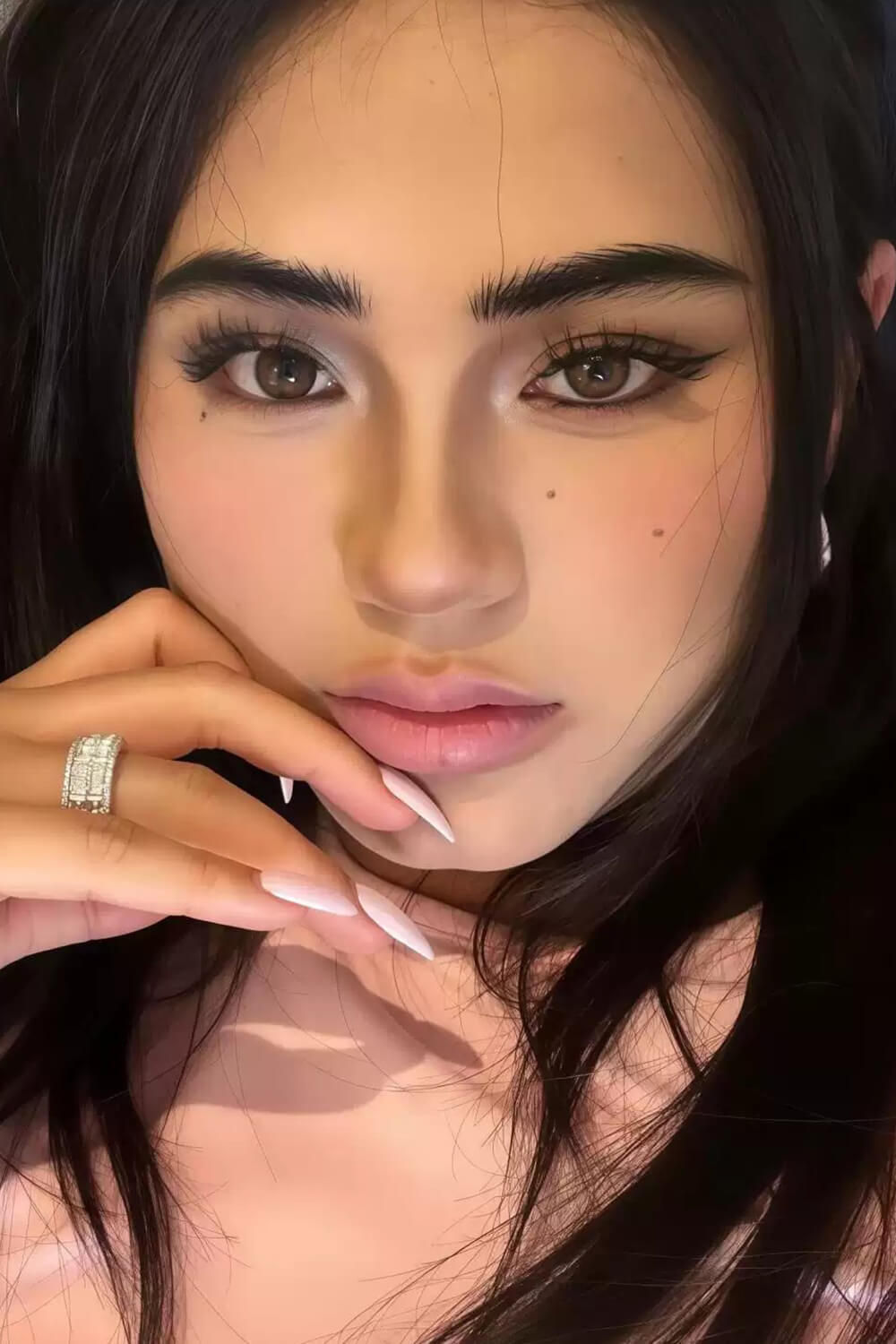 Solid Medium Almond Press On Fake Nails-Baby Pink