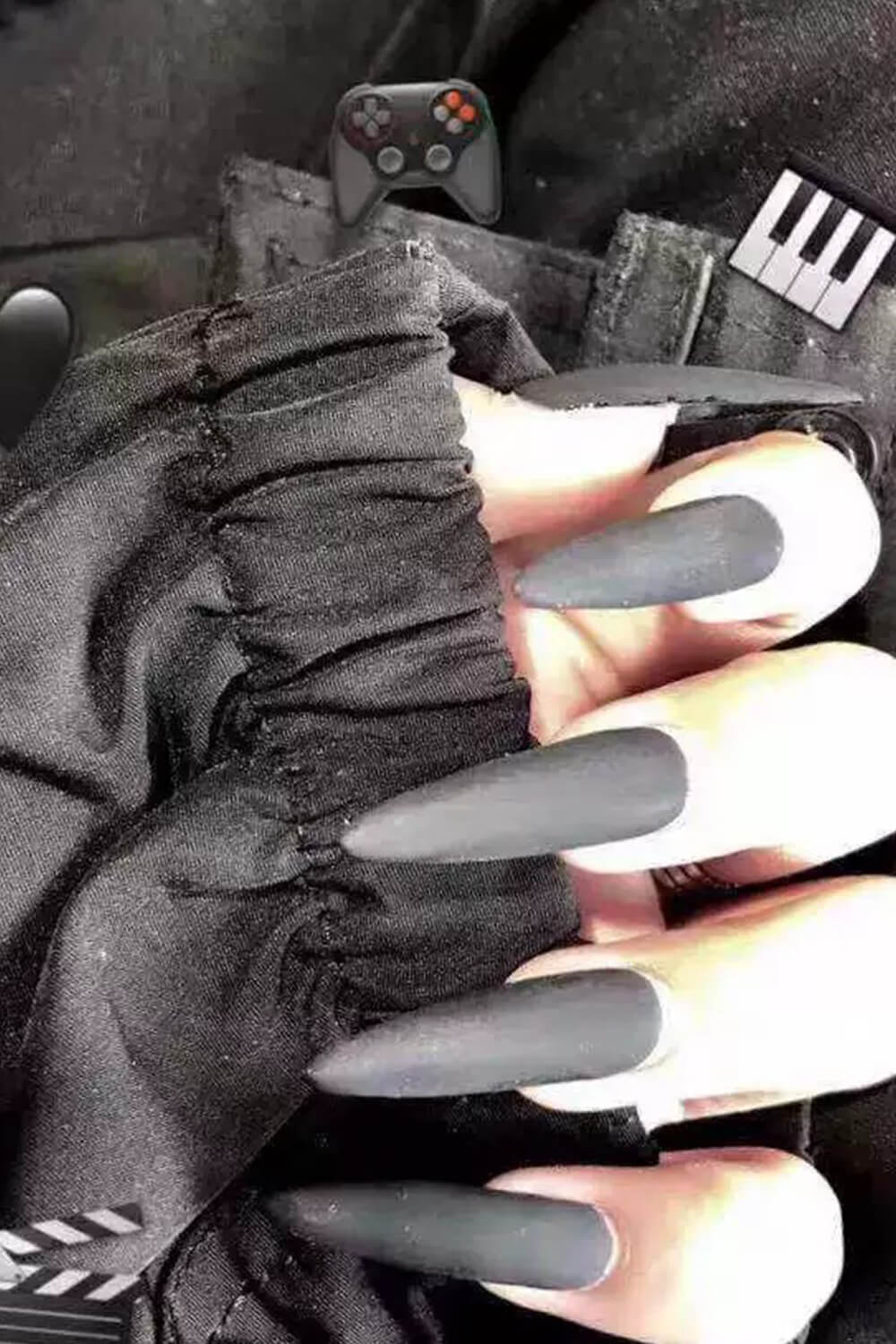 Matte X-Long Almond Press On Fake Nails-Black