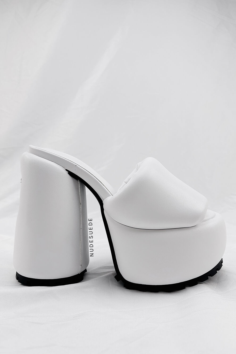 Padded Faux Leather Open Toe Platform Block Heeled Mule Sandals - White