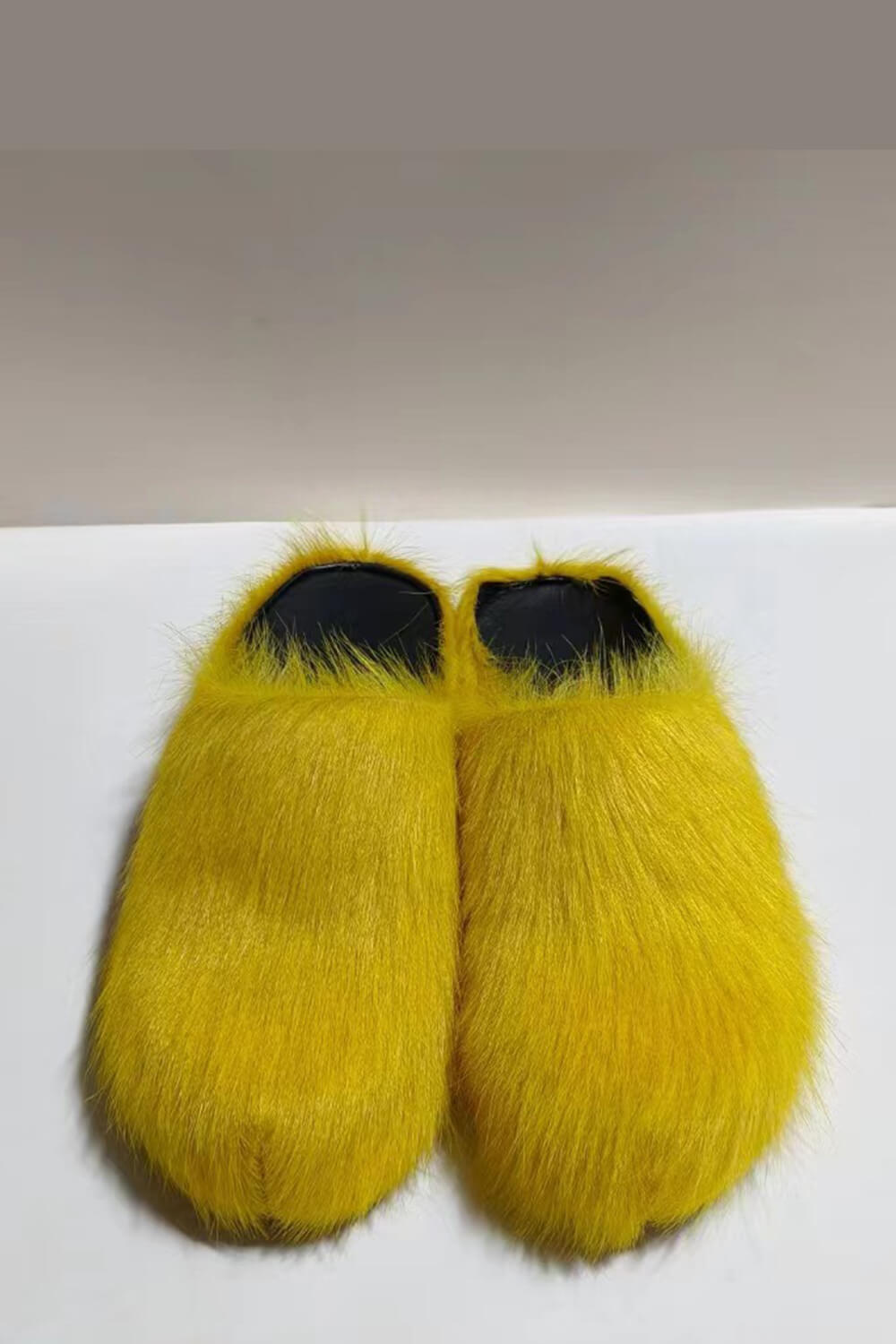 Long Hair Calf Leather Fussbett Slip-On Flat Clog - Yellow