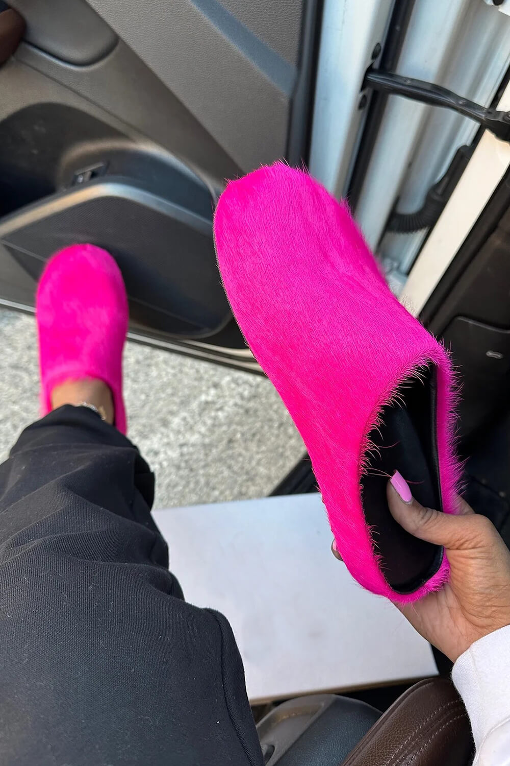 Long Hair Calf Leather Fussbett Slip-On Flat Clog - Hot Pink