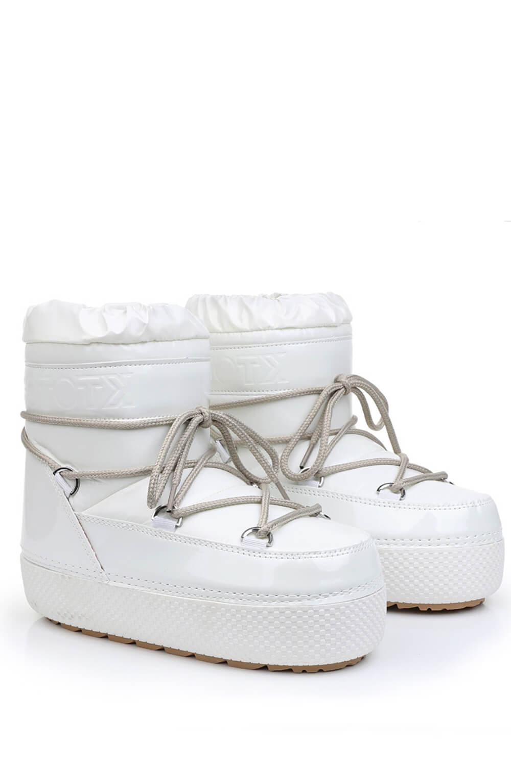 White Padded Lace Up Short Ankle Snow Boots