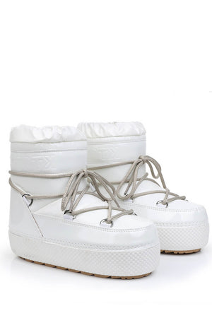 White Padded Lace Up Short Ankle Snow Boots