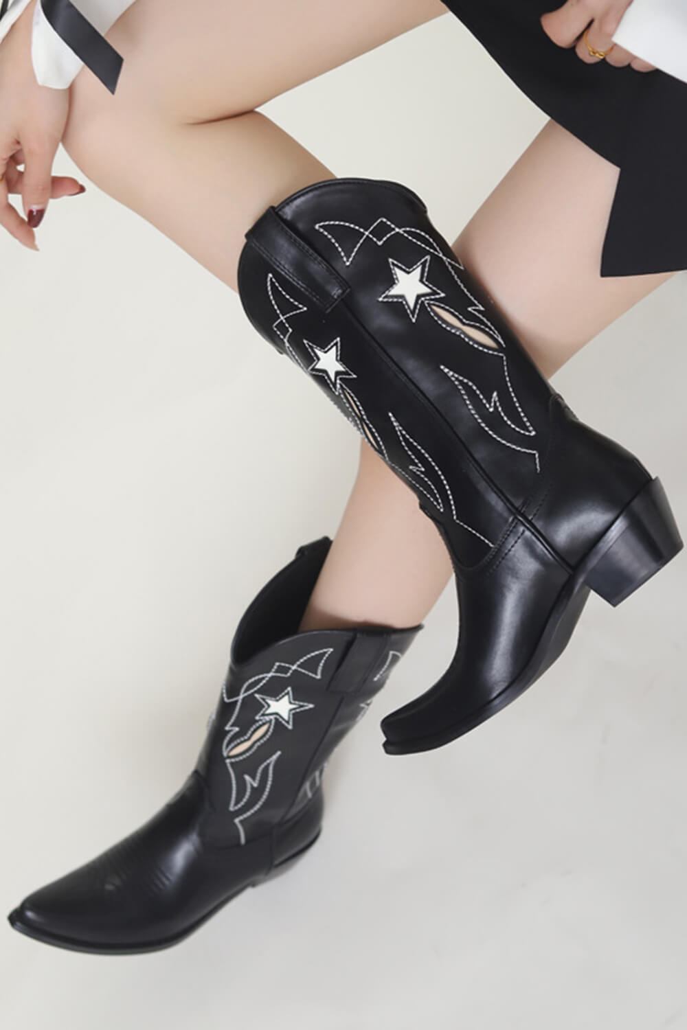 Black Stars Western Cowboy Pointed Toe Block Heeled Ankle Boots