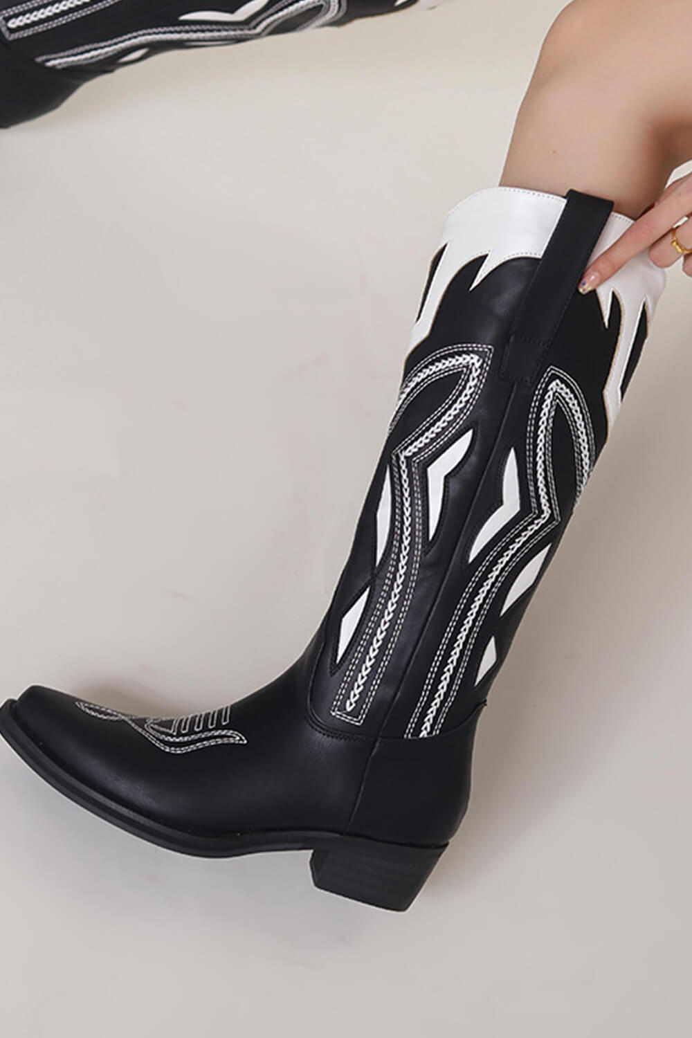 Contrast Western Cowboy Pointed Toe Block Heeled Ankle Boots - Black White